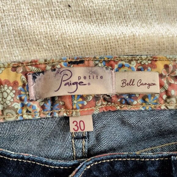 Paige Bell Canyon Low Rise Dark Wash Flare Bell Bottom Jeans Size 30 Petite - Picture 9 of 10